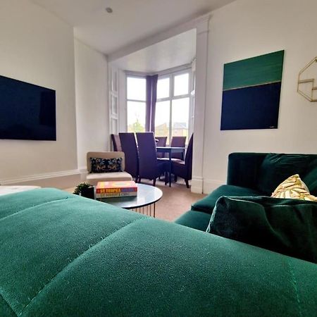 The Stray Adjacent, Interior-Designed 2-Bed Apartment- Luxury Harrogate Eksteriør billede
